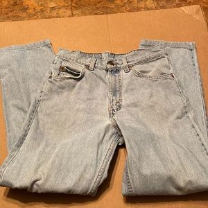 levis 550